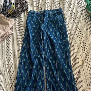 size 28 pattern bdg high and wide pants!!
